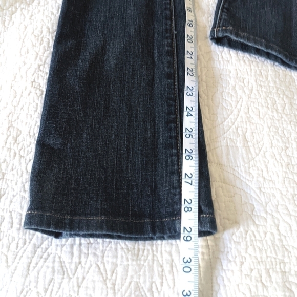 HUDSON Beth Baby Boot Jeans 25 Obscurity Slim Small Flare Mid Rise Mid Wash - Picture 10 of 15